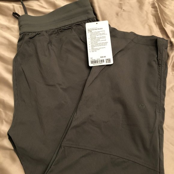 lululemon athletica Pants - NWT lululemon Beyond the Studio Crop. Size 12. Grey Sage.